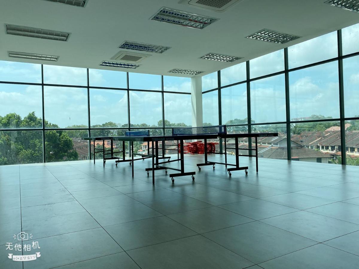 Homenest Jb City Poolview Suite By Cozy Home Johor Bahru Dış mekan fotoğraf