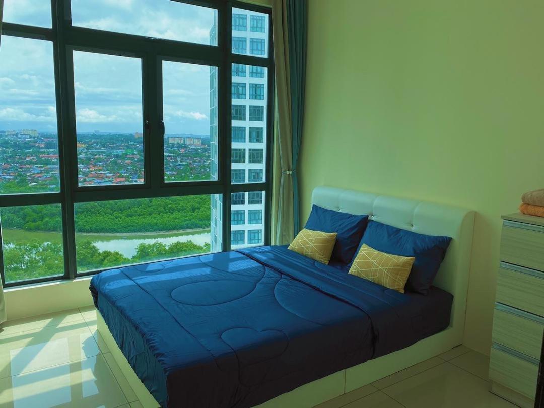 Homenest Jb City Poolview Suite By Cozy Home Johor Bahru Dış mekan fotoğraf