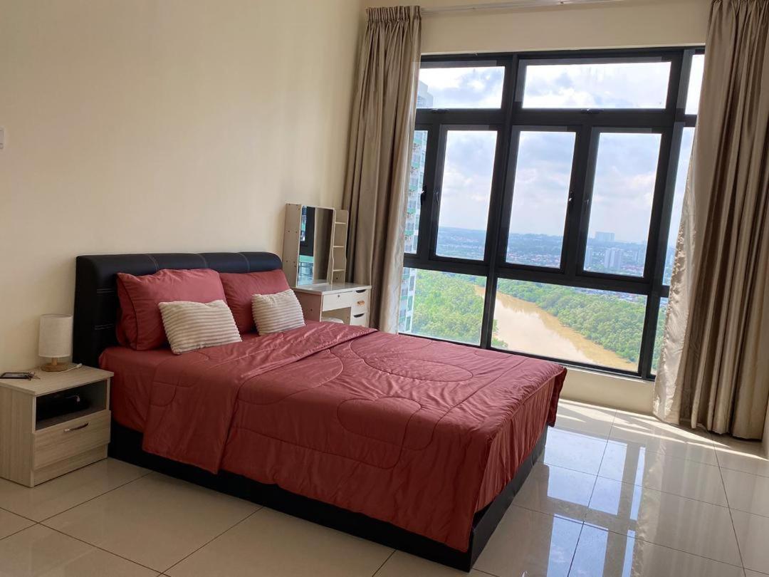 Homenest Jb City Poolview Suite By Cozy Home Johor Bahru Dış mekan fotoğraf